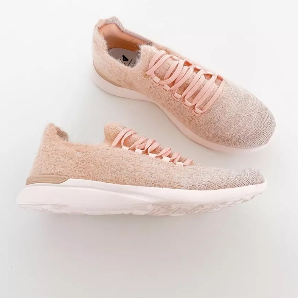 APL X Summer Fridays TechLoom Breeze Sneakers - Size 7.5